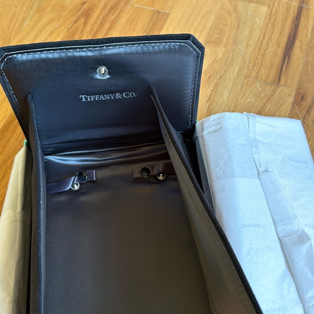Tiffany necklace box